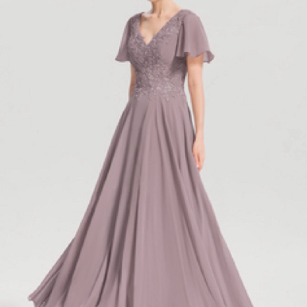 JJ’s House Women’s Evening Gown  Size 20W. NWT.
